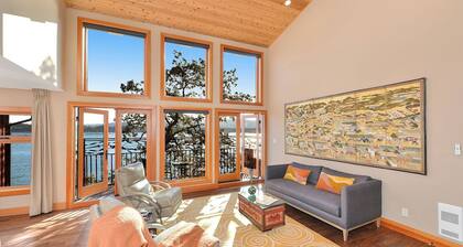 Salishan Tree House Suite