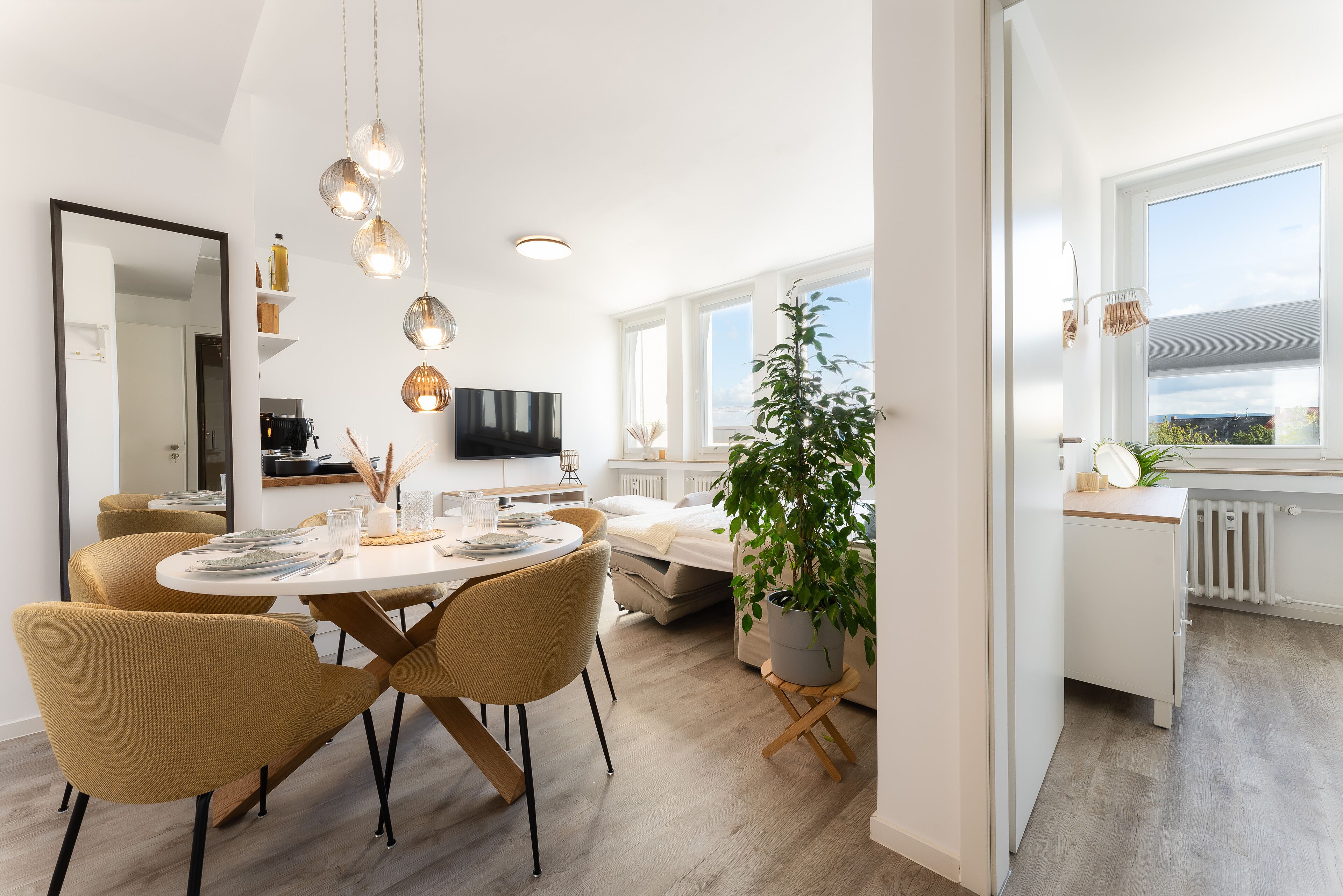 Apartemen Keluarga | Area keluarga | Smart TV 50-inci dengan saluran TV digital, TV, dan Netflix