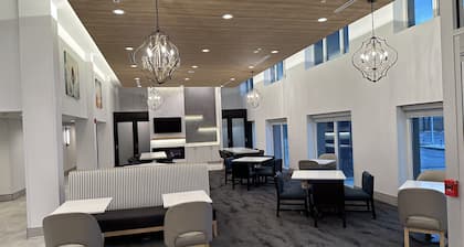 La Quinta by Wyndham Chicago O'Hare Airport