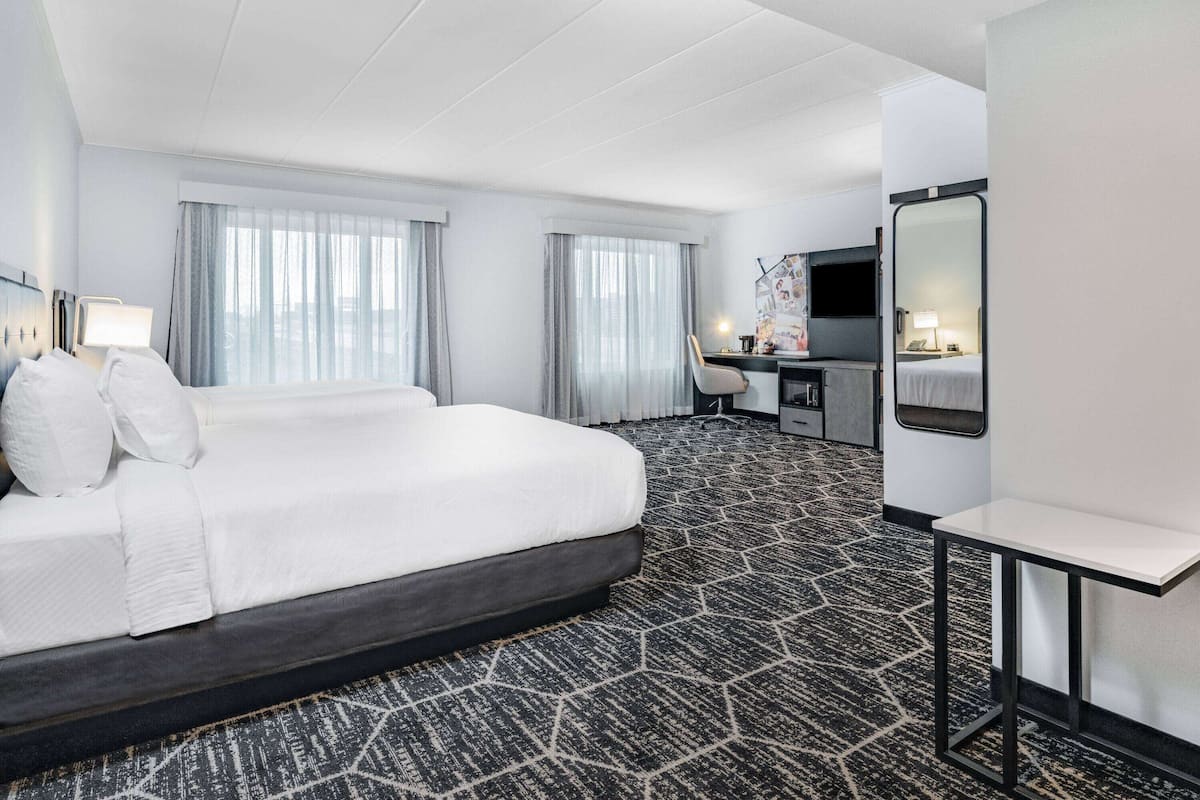 business room, 2 queen beds, non smoking | 1 bedroom, desk, iron/ironing board, free wifi