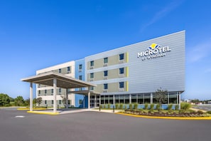 Exterior - Microtel Inn & Suites By Wyndham Rehoboth Beach (Rehoboth Beach)