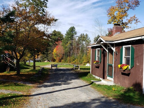 The Cottages On Mirror Lake