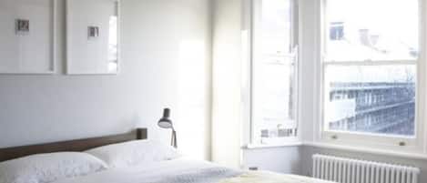 3 bedrooms, Internet