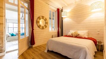 2 chambres, fer et planche Ă repasser, Wi-Fi gratuit, draps fournis