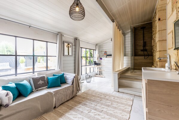 Interior - Stone House with Pool (vertheuil)