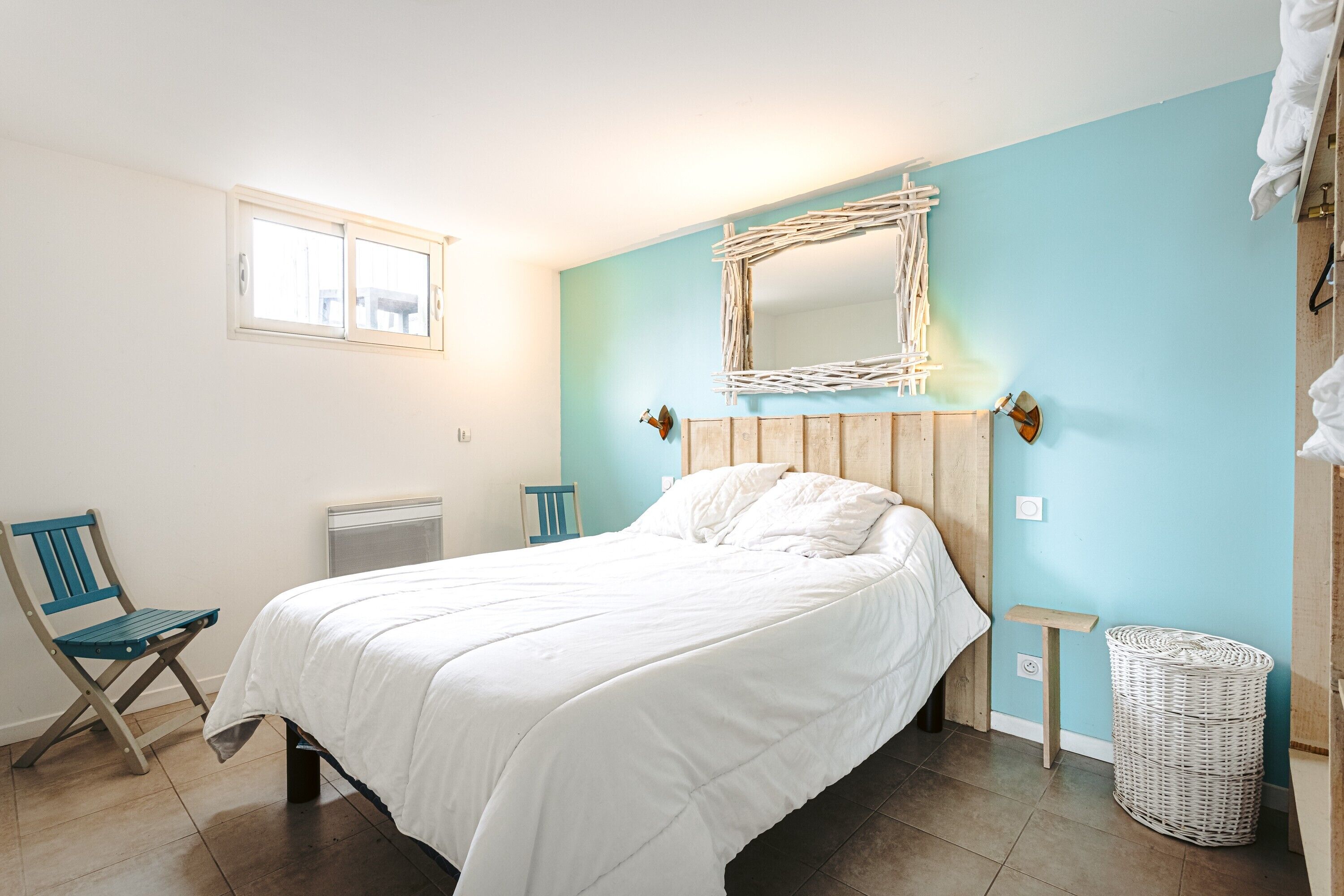 3 chambres, fer et planche à repasser, Wi-Fi gratuit