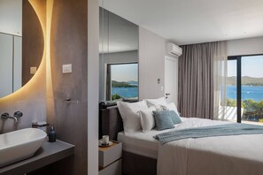 4 chambres, coffres-forts dans les chambres, fer et planche à repasser