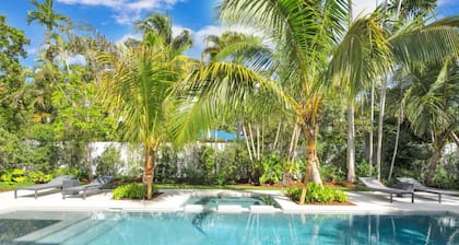 Brand new Villa with Pool/Jacuzzi/GameRoom
