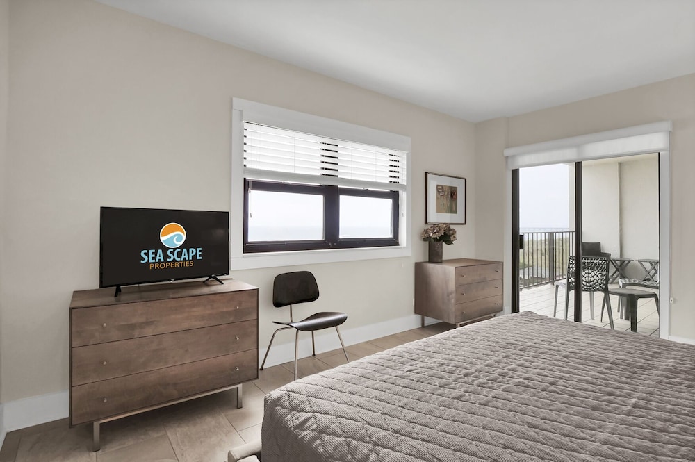Amazing ocean view 2BR/2BA condo w/ community oceanfront pool ...