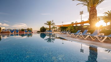 2 outdoor pools, pool umbrellas, sun loungers