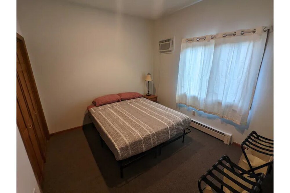 Secluded 6br Home 1min from Lake's State Park Hopatcong Vrbo