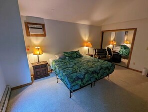 7 slaapkamers, een bureau, gratis wifi, beddengoed