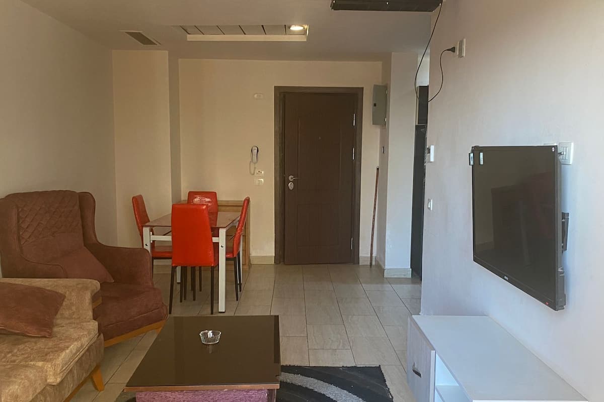 Basic Room | Living area