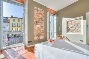 Appartement Standard, plusieurs chambres, en bord de lac (Stella Del Lago Pied Dans L'Eau) | 1 chambre, fer et planche à repasser, Wi-Fi gratuit, draps fournis