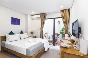 5 bedrooms, iron/ironing board, free WiFi, wheelchair access