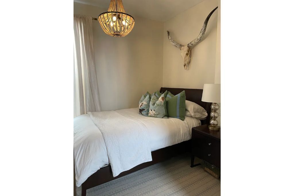 Kid Friendly Home of Dogtown, Walk 2 Forest Park, Saint Louis, MO