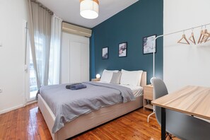 2 bedrooms, iron/ironing board, travel cot, free WiFi - Houseloft Metropolitan Charm (Thessaloniki)