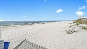 Unclassified image, 2 of 43, button - Lost Dunes Cottage- Walking Distance to Beach! (Gulf Shores)