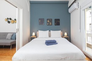 3 bedrooms, iron/ironing board, travel crib, free WiFi