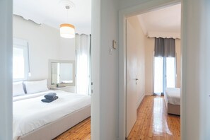3 bedrooms, iron/ironing board, travel crib, free WiFi