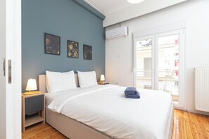 3 bedrooms, iron/ironing board, travel crib, free WiFi