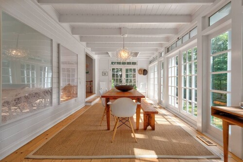 Designer East Hampton Farmhouse Bike to Amagansett, Ocean Beaches, Seasonal Pool