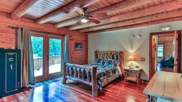 4 間睡房、免費 Wi-Fi、床單