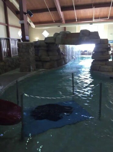 4 Night over Thanksgiving No Cleaning Fee