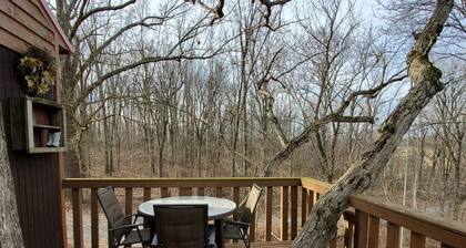 White Oak Tree House by Garden of the Gods in the Shawnee National Forest