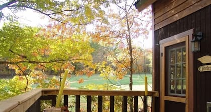 Maple Oak Tree House by Garden of the Gods in the Shawnee National Forest