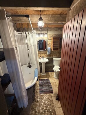 Towels, toilet paper