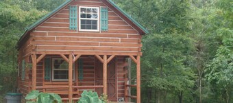 Sassafras Ridge Log Cabin by Garden of the Gods in the Shawnee National Forest