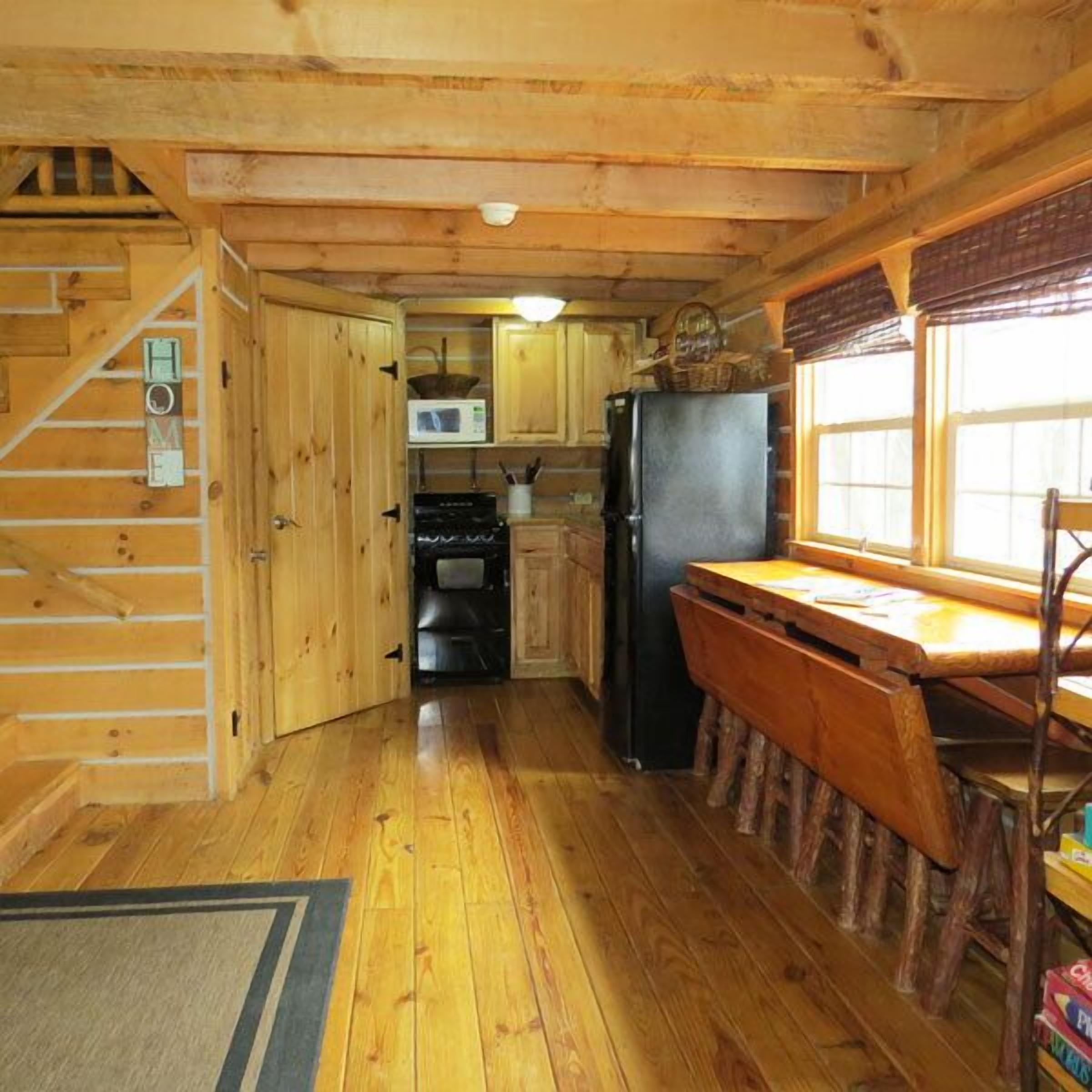 Fridge, microwave, oven, coffee/tea maker