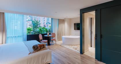 1616 HOTEL
