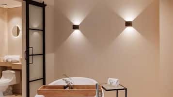 Superior Twin, Bathtub | Banheira de hidromassagem