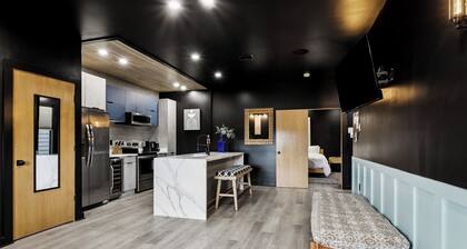 Luxury 3 bedroom Villa with private Rooftop