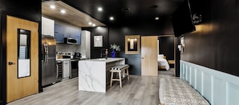 Luxury 3 bedroom Villa with private Rooftop