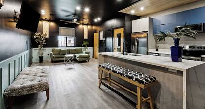 Luxury Villa with private Rooftop