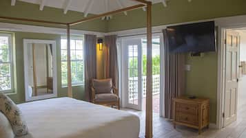Ropa de cama de alta calidad y minibar