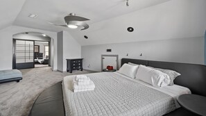 3 soverom, skrivebord, wi-fi (inkludert) og sengetøy