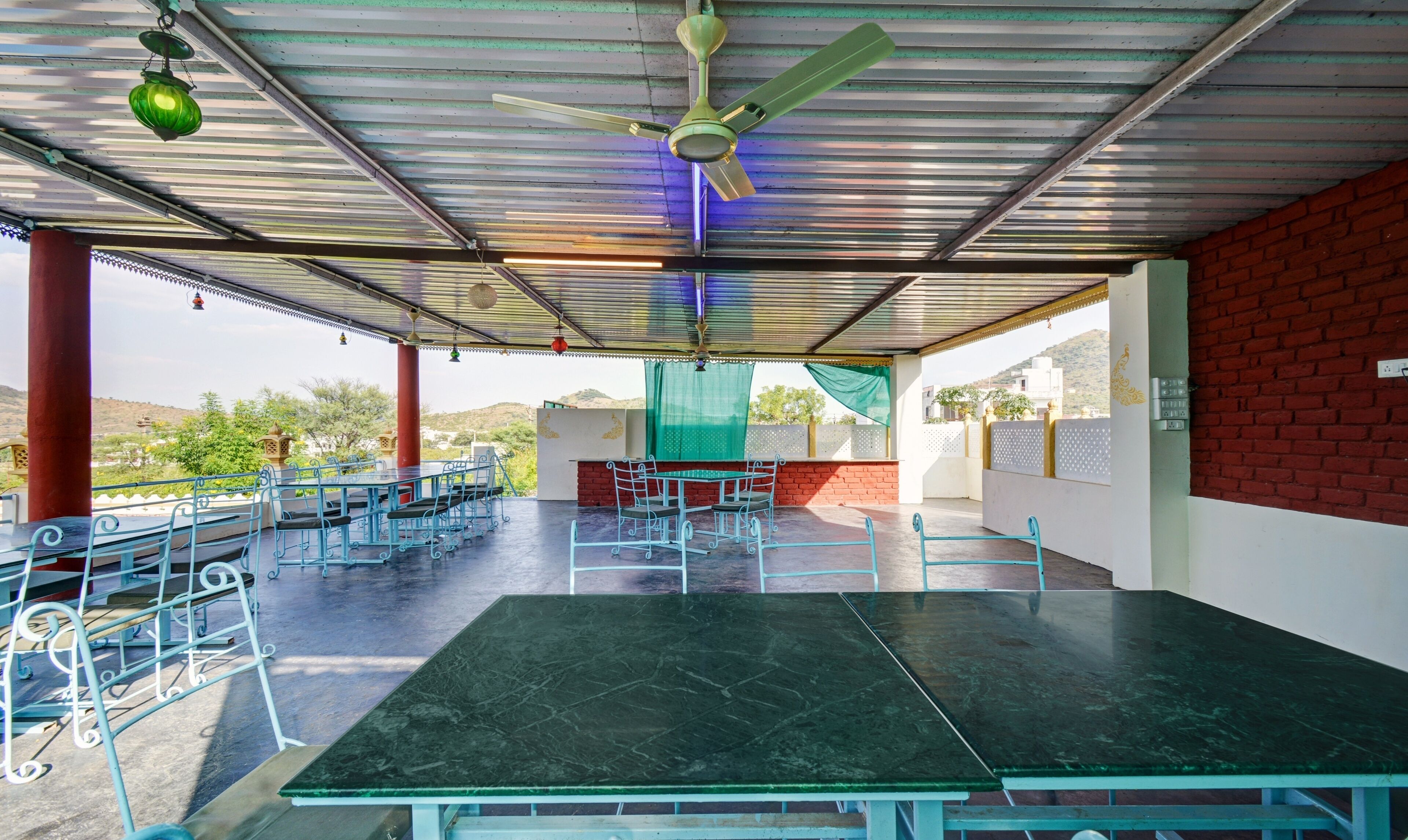 Foto - Treebo Trend The Lavit Malhar With Mountain View