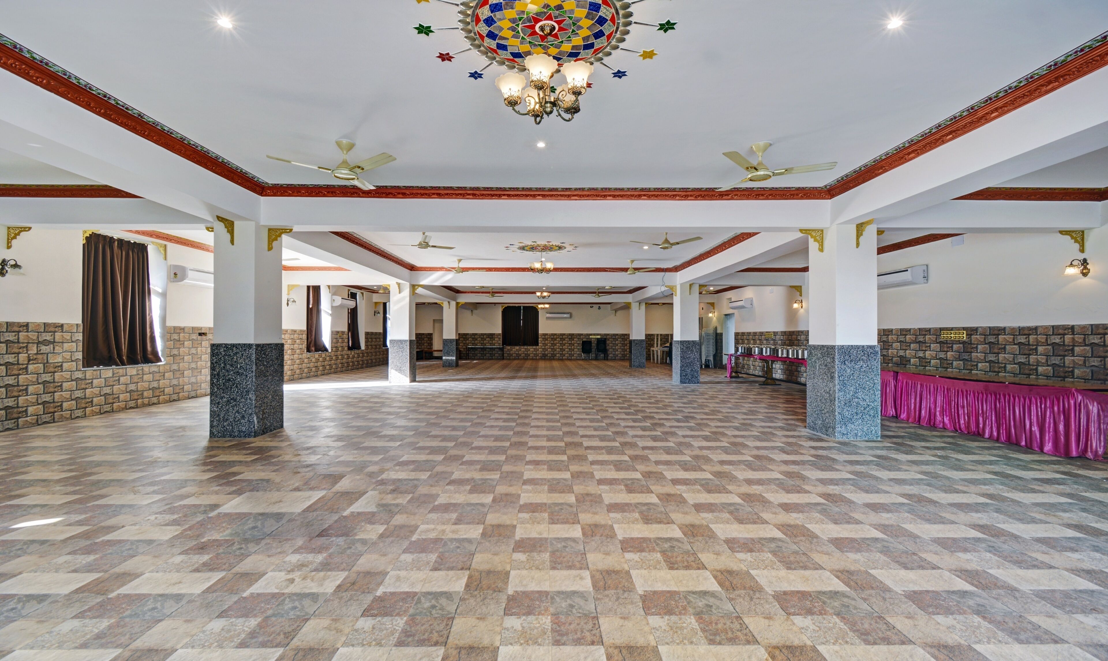 Foto - Treebo Trend The Lavit Malhar With Mountain View