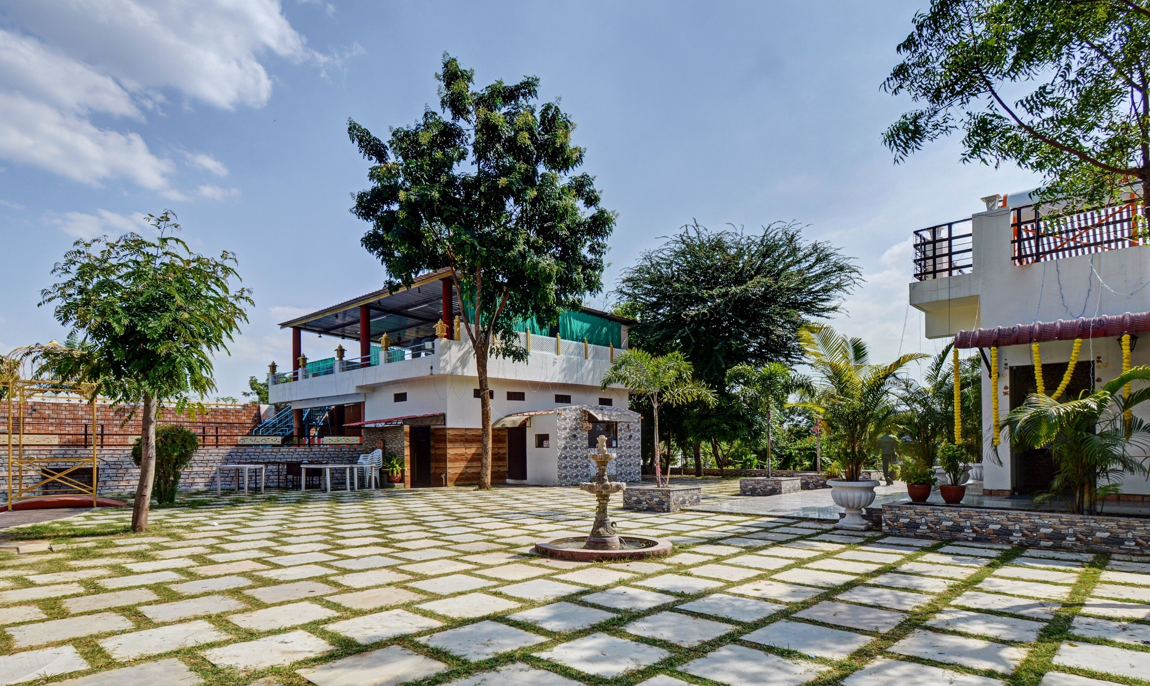 Foto - Treebo Trend The Lavit Malhar With Mountain View