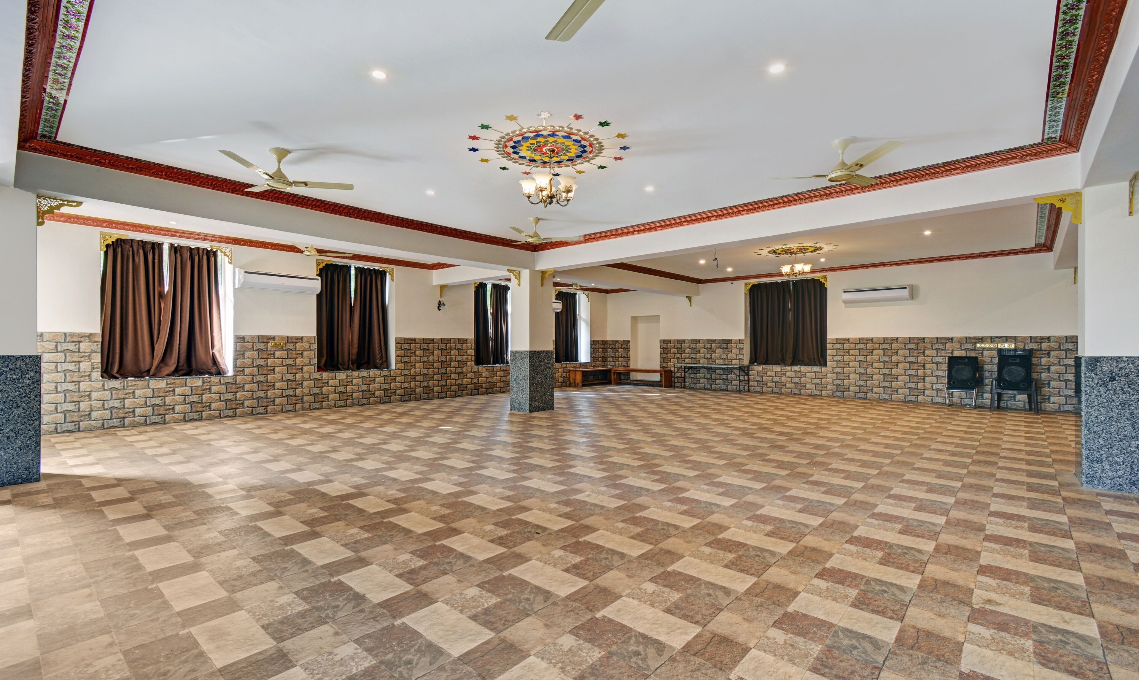 Foto - Treebo Trend The Lavit Malhar With Mountain View