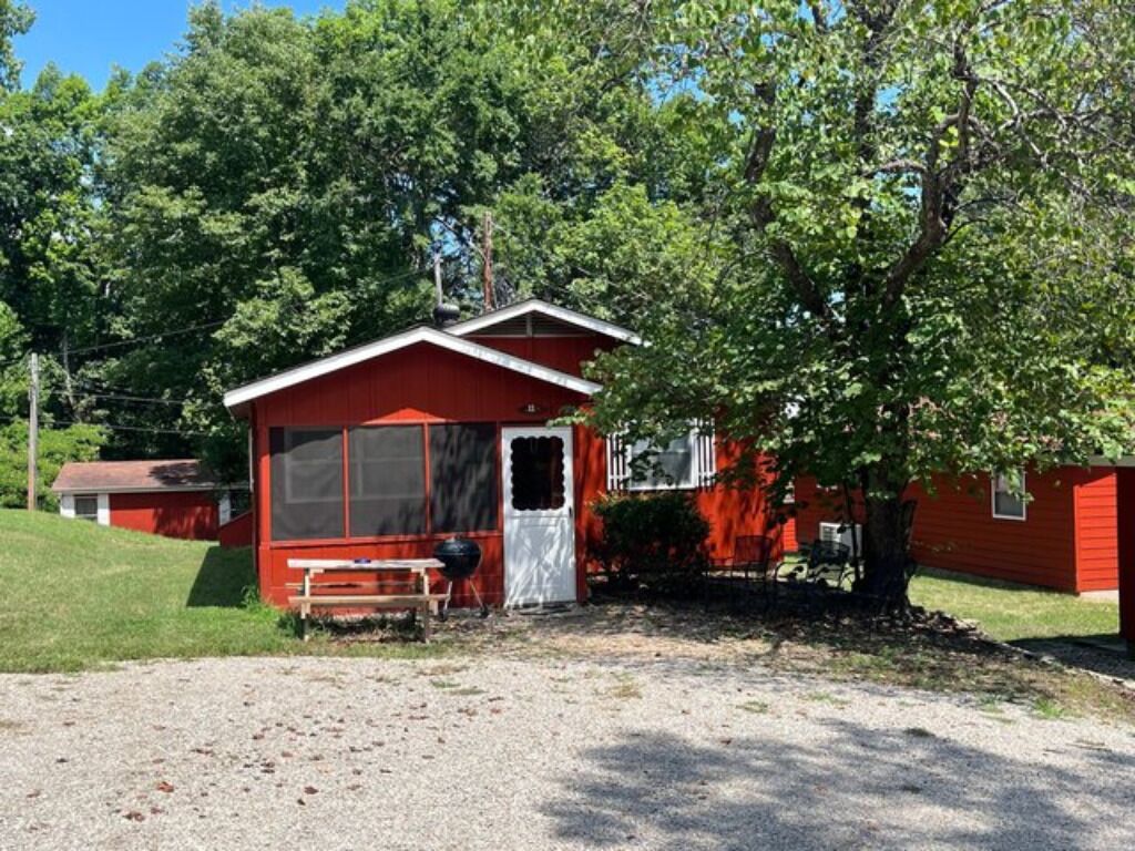 11) Two Bedroom Deluxe