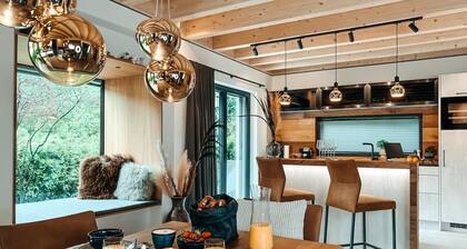 Holiday Chalet "ZSAM" with hottub and sauna in Garmisch-Partenkirchen