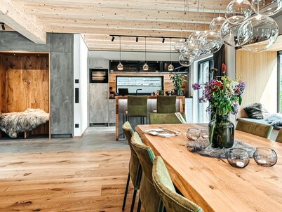 Holiday Chalet "ZSAM" with hottub and sauna in Garmisch-Partenkirchen