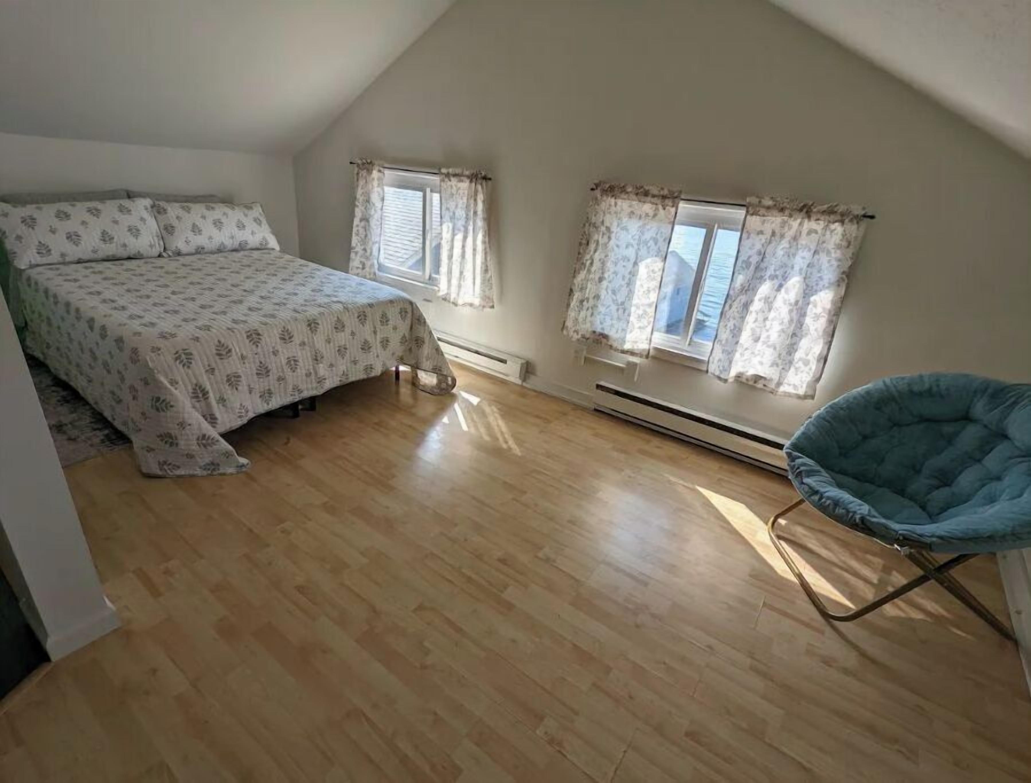 2 habitaciones, escritorio, wifi gratis y ropa de cama 