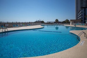 Piscine couverte, piscine chauffée