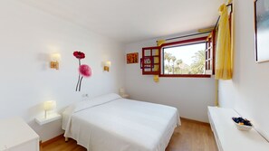 4 bedrooms, WiFi - Villa Raphael 8 people with pool  (Alcúdia)
